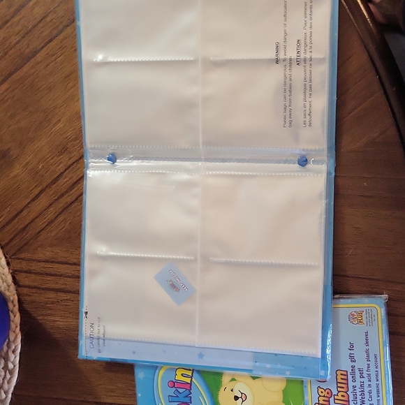 Webkinz Trading Card Binder - Picture 2 of 5